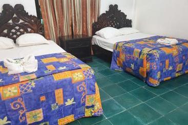 ホテル Colonial San Carlos