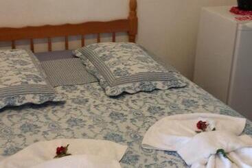 ホテル Vargas Peruibe