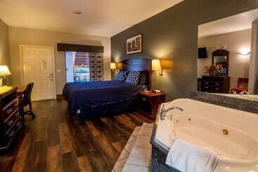 모텔 Magnolia Inn And Suites