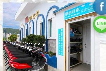 تختخواب و صبحانه Sanasai Inn