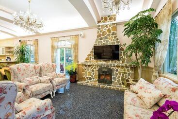 تختخواب و صبحانه Glenwood