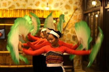 هتل Mai Chau Ecolodge