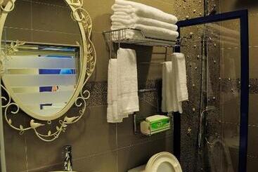 Meet ‧ Happiness B&b