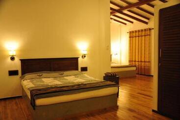 بنسيون Asantha Guest House