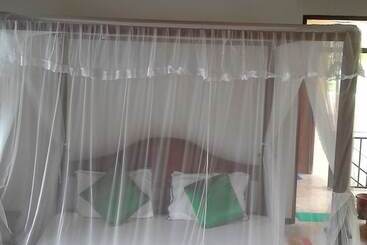 بنسيون Srimalis Residence