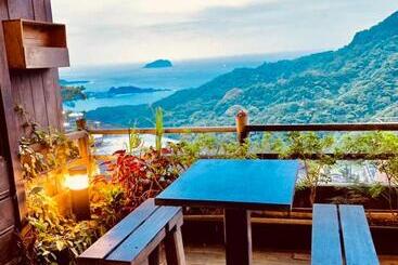 تختخواب و صبحانه Winsor S Hanguan