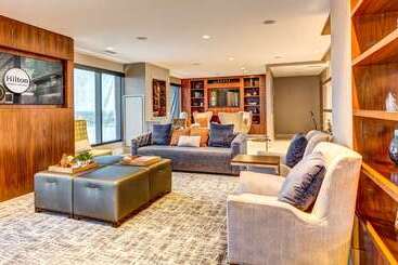 בית מלון כפרי Hilton Norfolk The Main