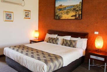 هتل The Gidgee Inn