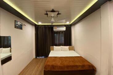 Отель Khatu Shyam Palace