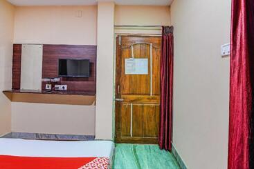 Oyo Flagship Hotel Ashirbad Deluxe