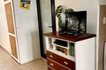 カプセルホテル Monoambiente Manzanares