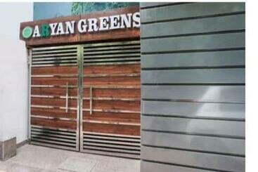 ホテル Aryan Greens