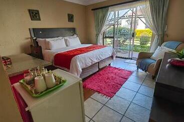 פנסיון Leondale Guesthouse