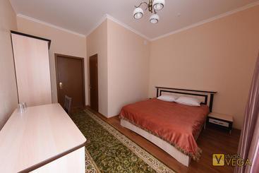 هتل Dostyk Luxe