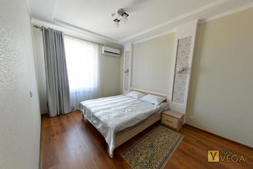هتل Dostyk Luxe