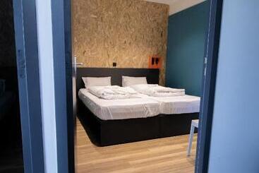 酒店 Moontain Hostel