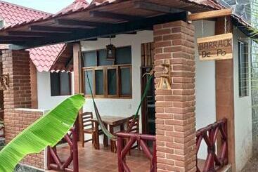 فندق صغير Bungalows Y Cabañas, Las Barracas De La Barra