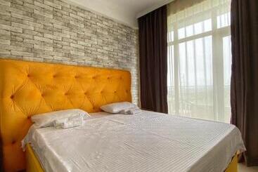 هتل آپارتمان Etta S Sea Front Apt #410