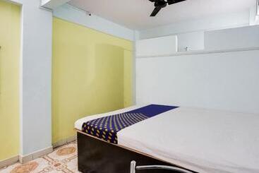 בית מלון כפרי Spot On Chandramukhi Lodging & Bording