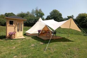 Bed and Breakfast La Tente De Kergomar