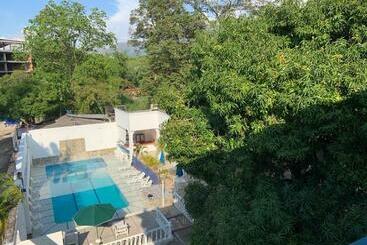 호텔 Acuario Melgar