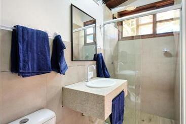 پانسیون Canto Das Toninhas Guest House