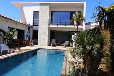 Bed and Breakfast Cap 10