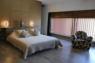 צימר Domaine Du Vernay