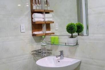 Coco Beach Hostel & Apartment
