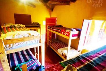 El Farolito Hostel