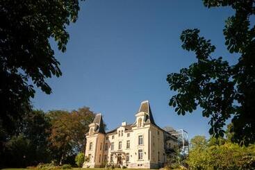 فندق Hôtel Château De La Marlière