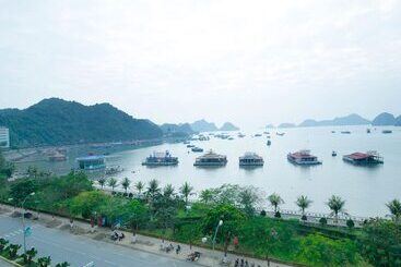 هتل Phu Thanh Sea View