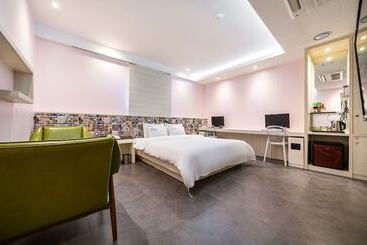 Мотель Jongro Cinema