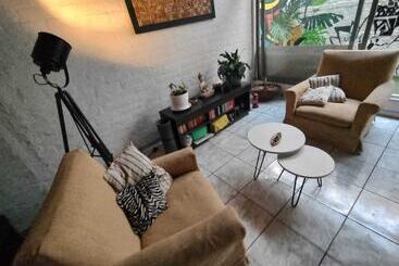 تختخواب و صبحانه Habitaciones Privadas