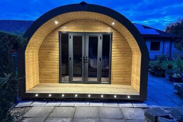 Charming 1 Bed Lodge In Dumfries