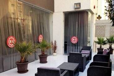 Al Muhanna Plaza Luxury Apartments