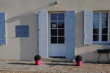 تختخواب و صبحانه Château Franc Grâcedieu