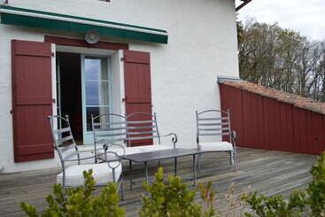 مبيت وإفطار La Ferme Ostalapia