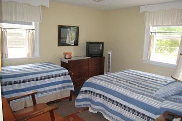 هتل Aloha Tourist Home