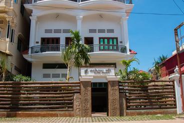 هتل Lodestar Hostel Siem Reap
