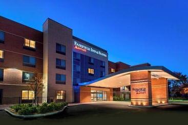 Отель Fairfield Inn & Suites By Marriott Syracuse Carrier Circle
