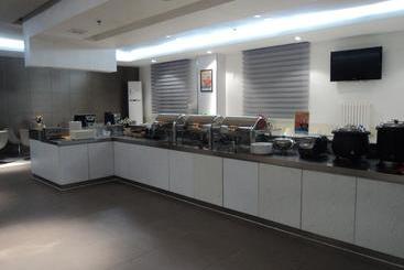 هتل Jinjiang Inn Linyi Tongda Road