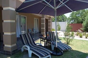 Отель Kamanga Safari