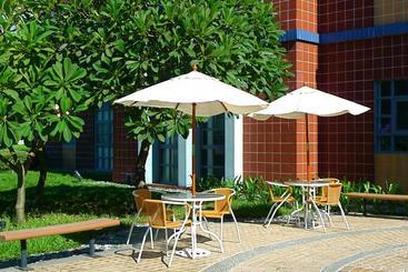 هتل Taitung Cultural Excursion Resort