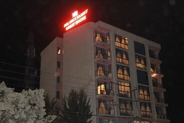 بنسيون Solmile Family Guest House