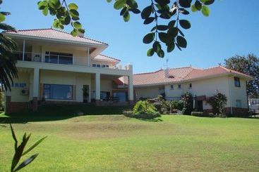 פנסיון Villa Bellevue Guesthouse