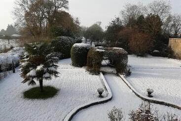 Victoria Arromanches B&b