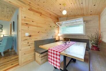 Enchanted Lake Huron Cottage W/ Beach Access!