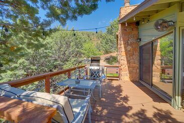 コテージ Hot Tub, Fire Pit & Deck: Chic Arizona Retreat