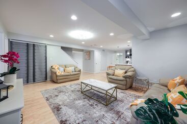 קוטג'' Cozy Herndon Home Near Wineries!